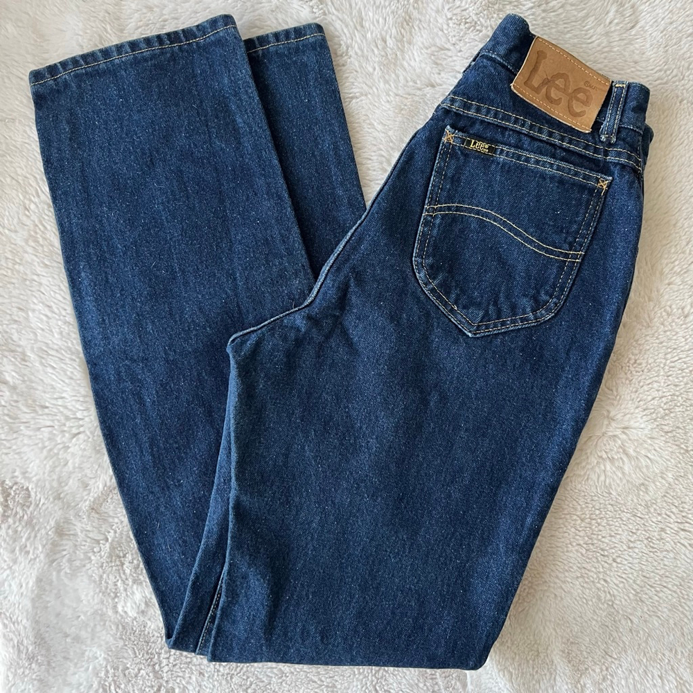 Women's VINTAGE 70s/80s Lee Dark Blue Straight Leg Jeans 26” Made in USA